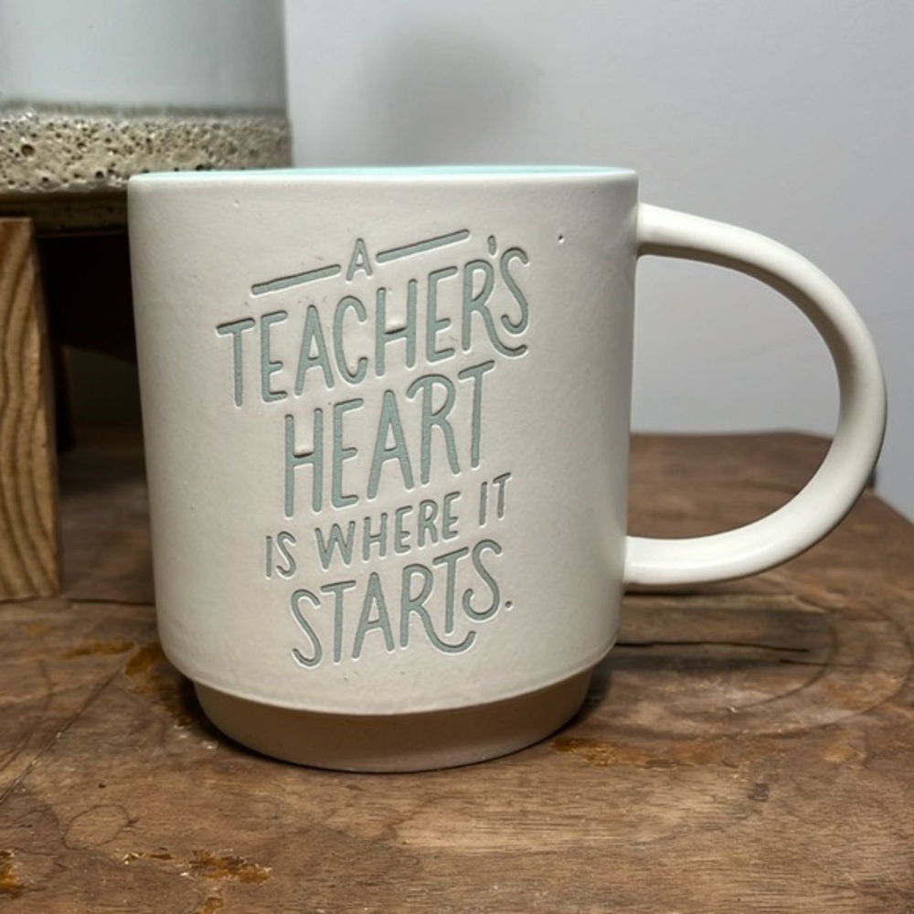 HALLMARK - ‘A Teacher’s Heart is Where it Starts’ Mug
